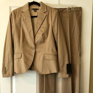 Suit, jacket and pants, Tan color